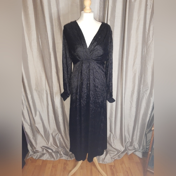 Black satiny long sleeve maxi dress UK 12 Joe Browns Goth Whimsigoth Halloween - Picture 2 of 13